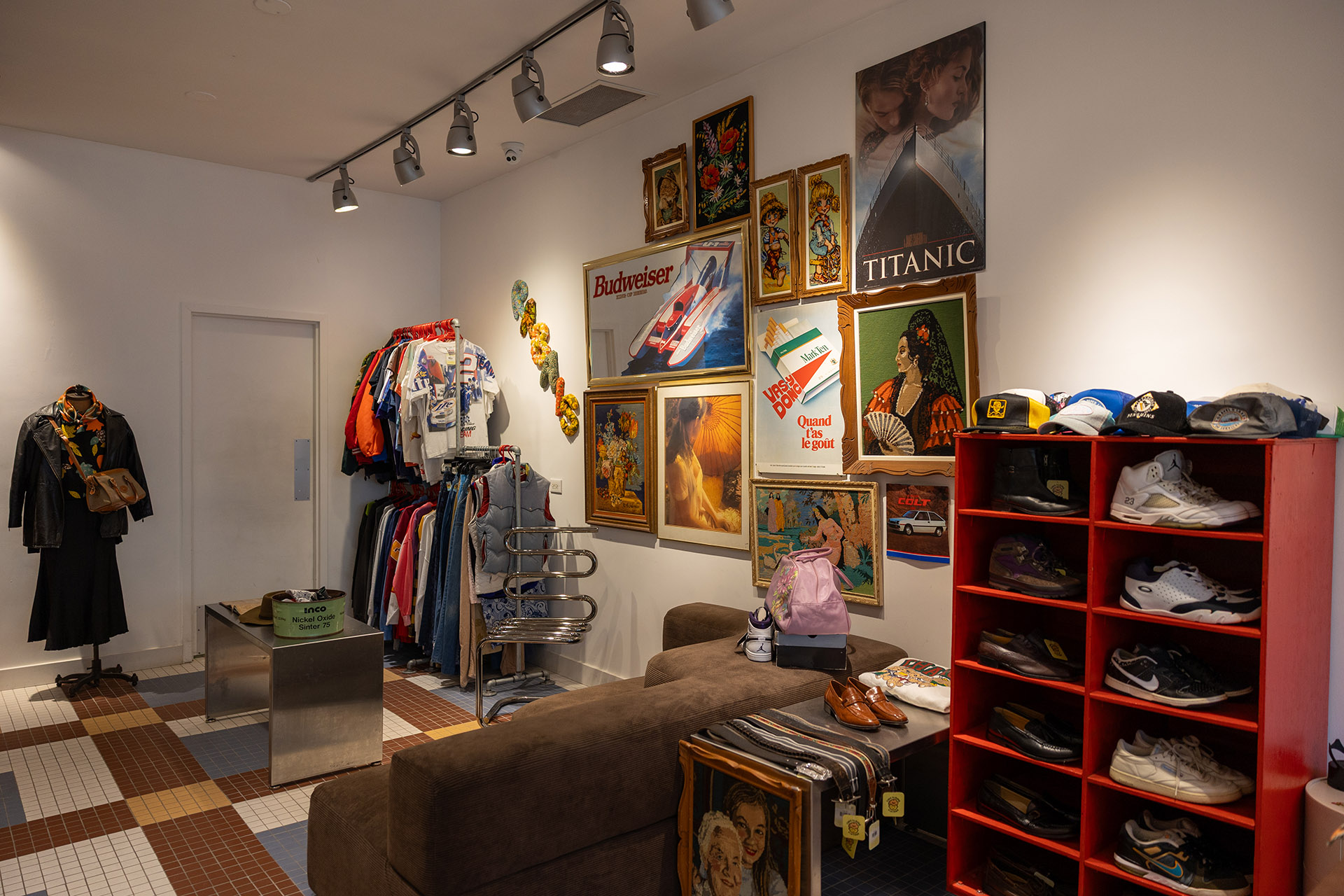 Chez Claude Vintage: passion, patience et l’emplacement parfait dans le Mile End